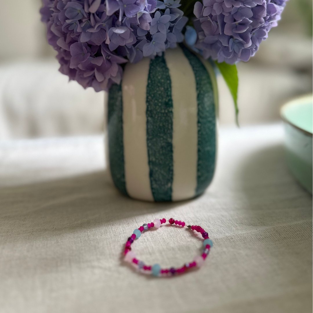 Fuchsia bracelet